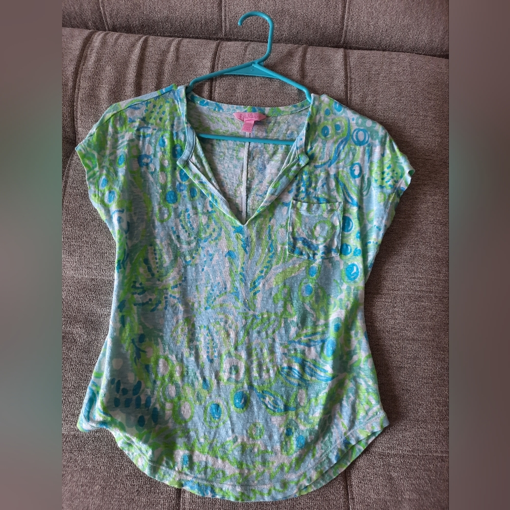 Lilly Pulitzer XXS  Linen V-Neck Short Sleeve Blue and Green T-Shirt